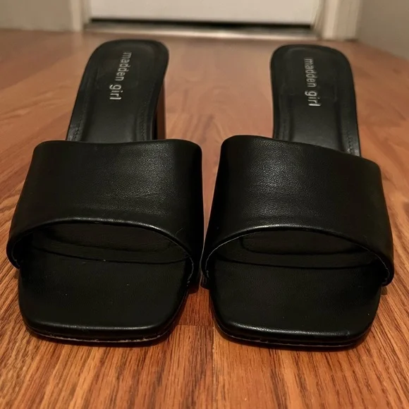Madden Girl Simple Black Block Sandal Heel Size 9.5 - Picture 2 of 5